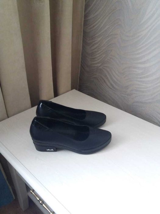 Продам кожаные туфли, новые