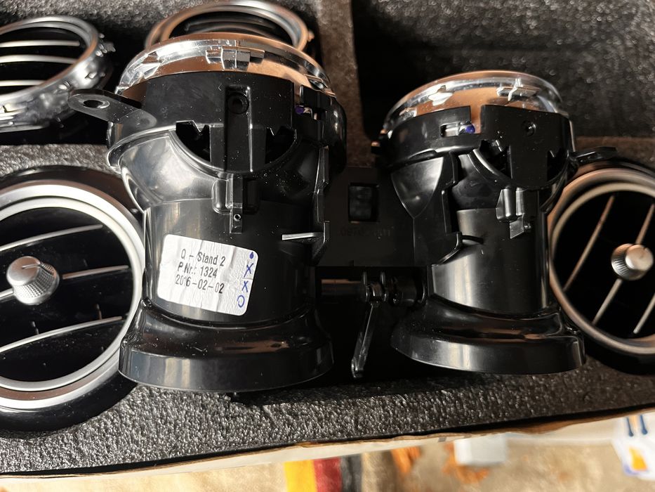 Piese Mercedes Benz E Class W 213 si VW Golf 4 IV