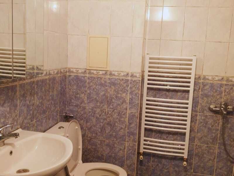 Дава се под наем Тристаен апартамент в София, Витоша - 103 кв.м за 752.25 € - Снимка #1