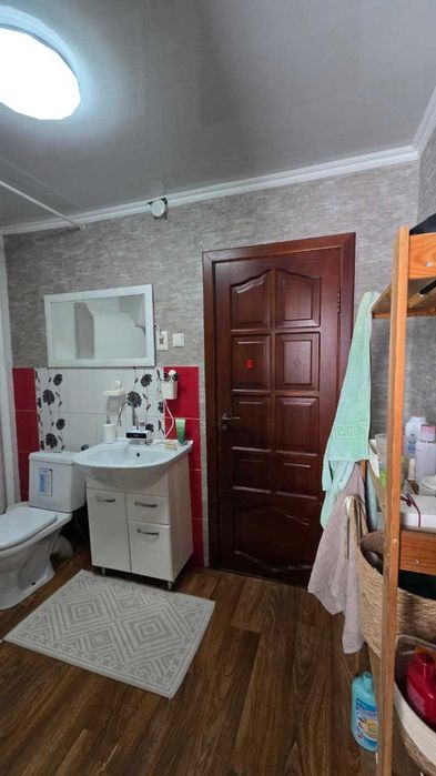 продам дом  в хорошем районе Жайлау