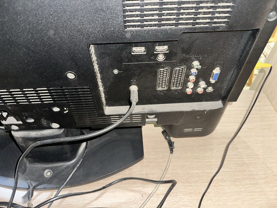 SONY® model NO. KDL-32L4000