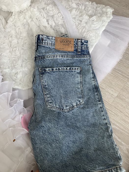 Джинсовые шорты очень хорошего качества