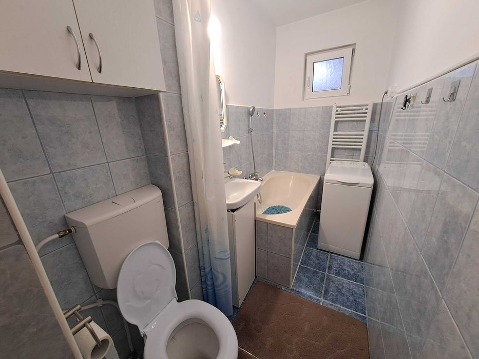 Persoana fizica închiriez apartament 2 camere G.Enescu