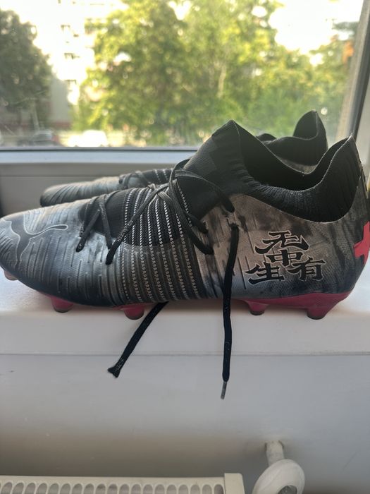 Ghete  de fotbal puma equalizer marime 43