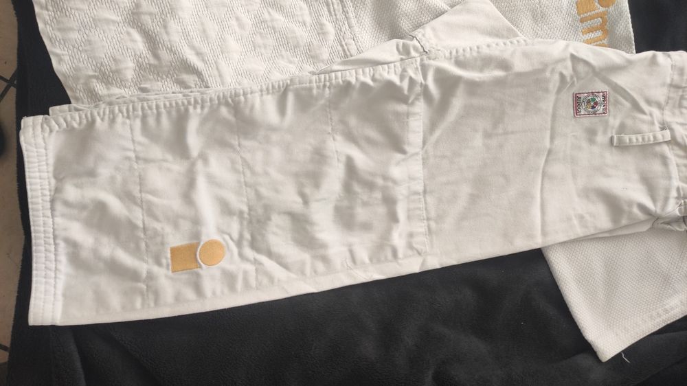 Джудо кимоно лицензирано 1.55 ESSIMO