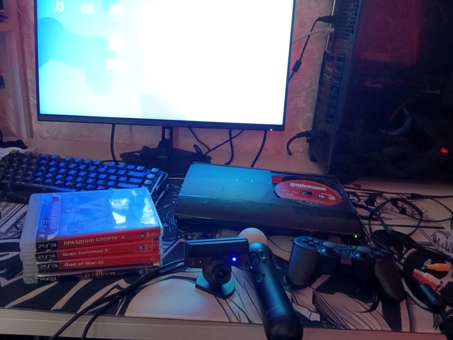 Продам ps3 super slim