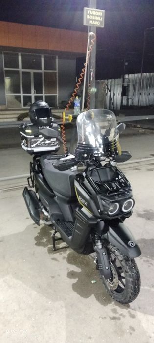 Продаётся скутер танк от BONVI!