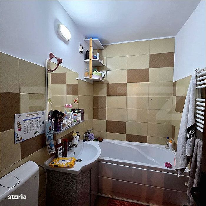 Apartament 4 camere, 88 mp, zona Micro 16