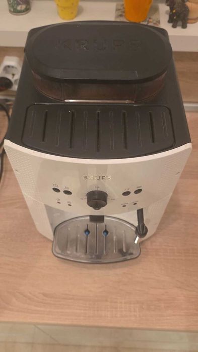 Кафе машина под налягане, Krups, Пластмаса/Метал, 1450W 50HZ