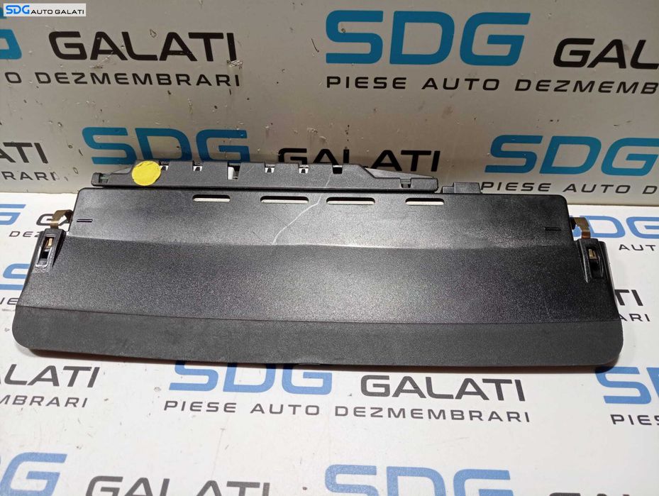 Stop Lampa Tripla Auxiliara Centrala Luneta Haion Haion Portbagaj Volkswagen Passat CC 2008 - 2012 Cod 3C8945087B [M4878]