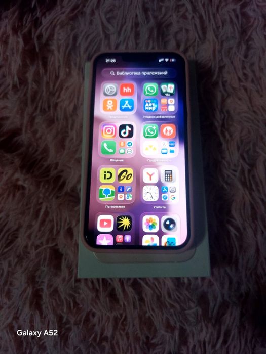 Продам Айфон 13 в отличном состоянии