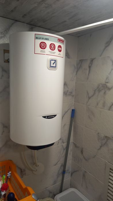 Продаётся 2 дома на одном участке