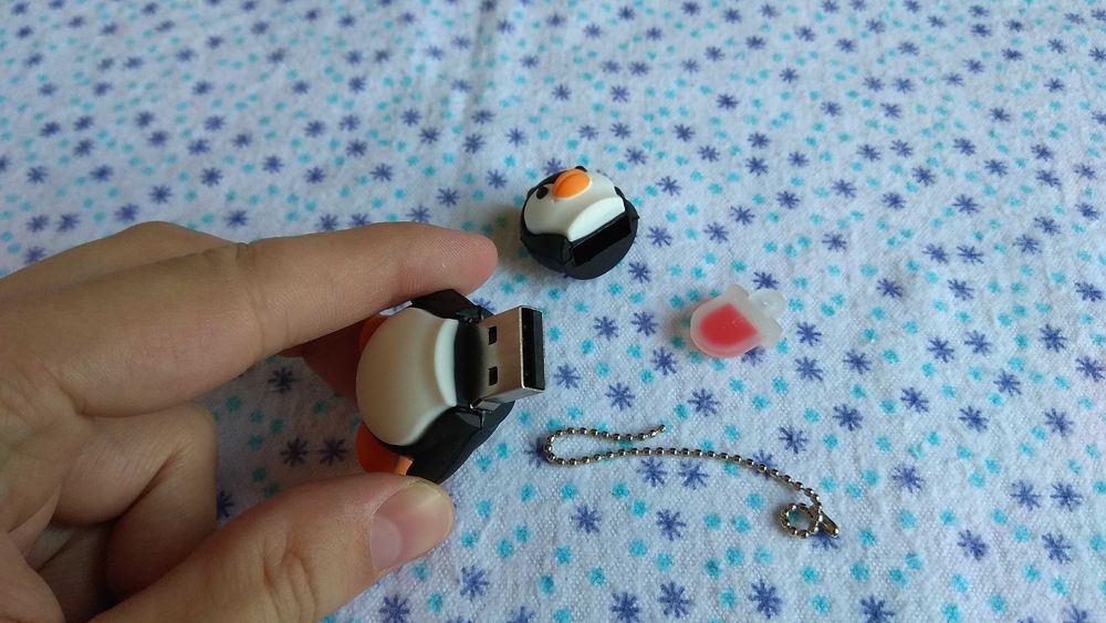 USB флешка 32 ГБ Пингвин брелок