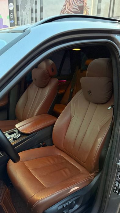 Срочно продается BMW X 5 очень в хорошем состоянии