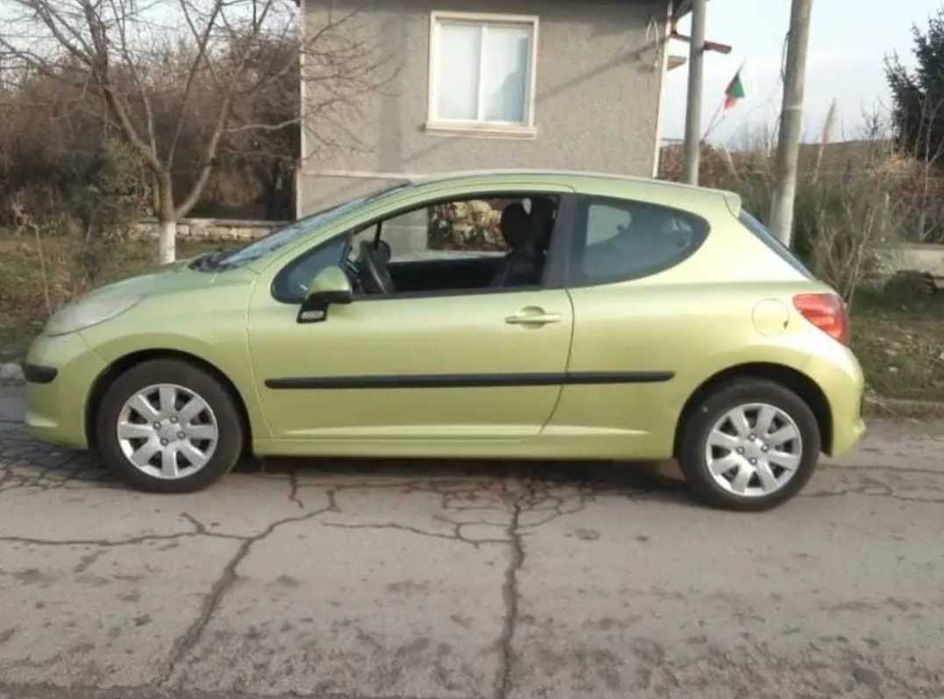 Peugeot 207 бензин