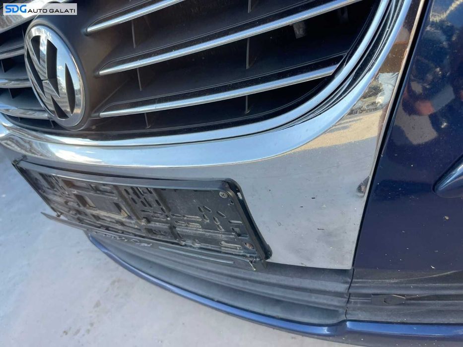 Grila cu Sigla Emblema de pe Bara Spoiler Fata Volkswagen Touran 1T2 2007 - 2010 Cod 1T0853651D [B4378]