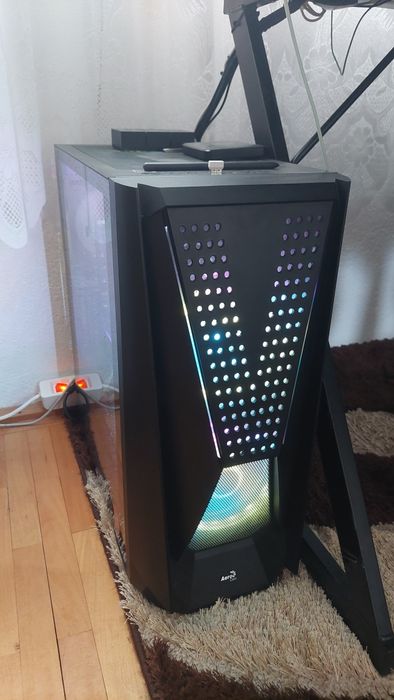 Vand carcasa aero cool full atx