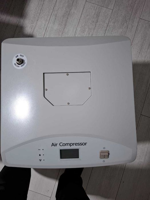 Dolphine Medical Air Compressor  DC100APlus Tibbiy Havo Kompressori