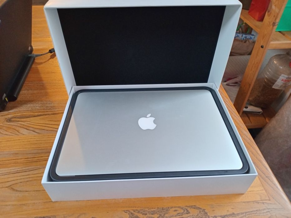 MacBookAir 13(A1466)
