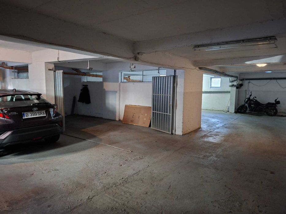 Ap 2 cam decomandat Apusului 55 mp loc subt Gorjului DIRECT PROPRIETAR