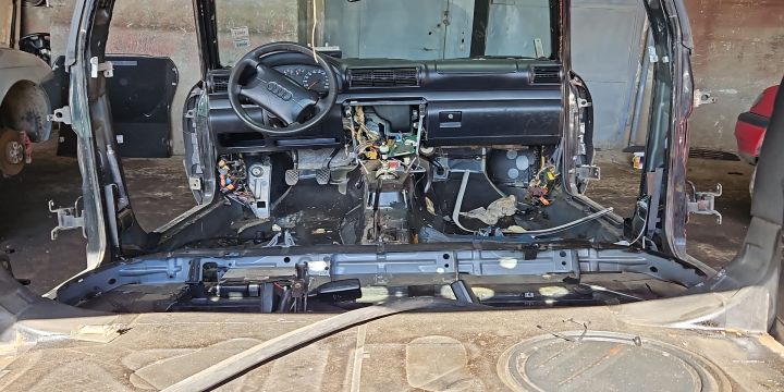 Brat stergator stanga Audi A4 B5