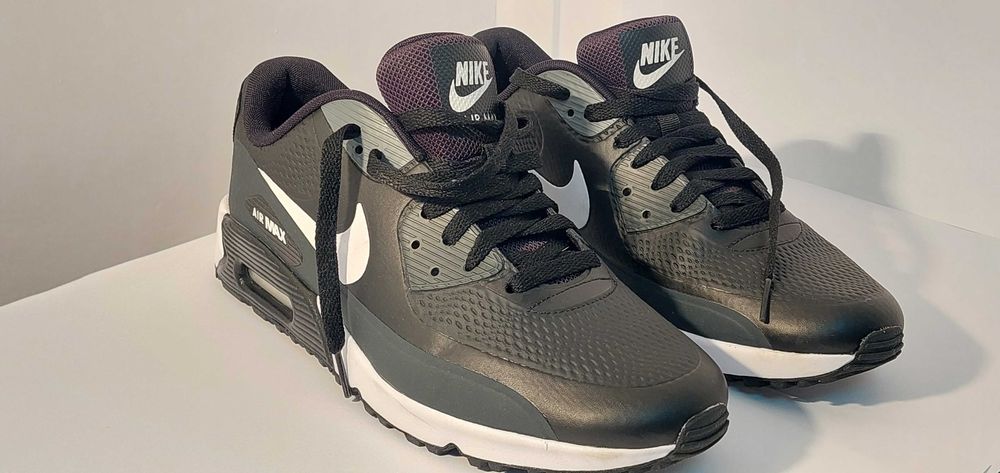 NIKE AIR MAX 90 Sportswear - pe negru