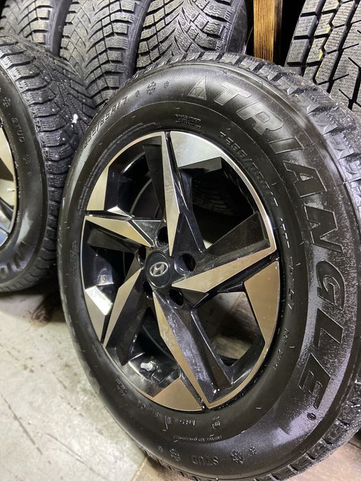 235/65/17 Hyundai Tucson ,с датчиками