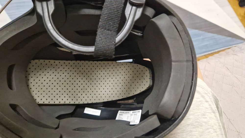 Продам детскую хоккейную форму