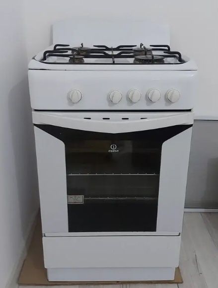 Продам газовая плита Индезит