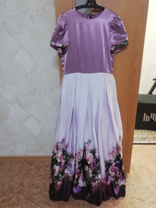 Продам платье на 11-15 лет б/у