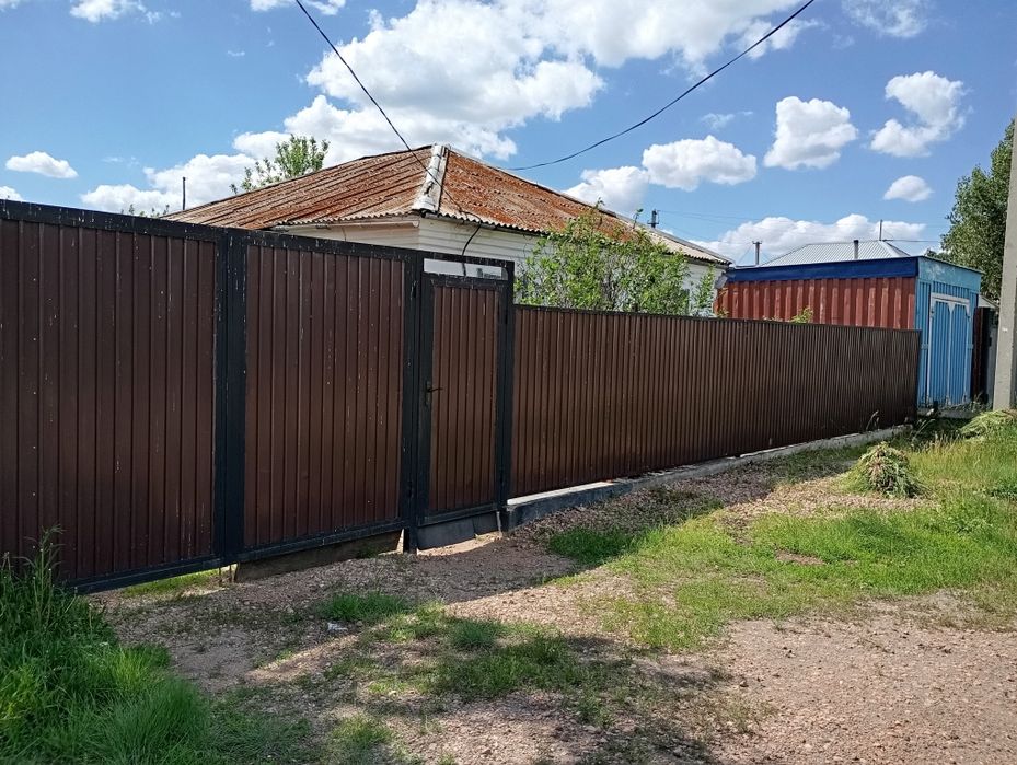 Кирпичный дом с центральным отоплением!!!