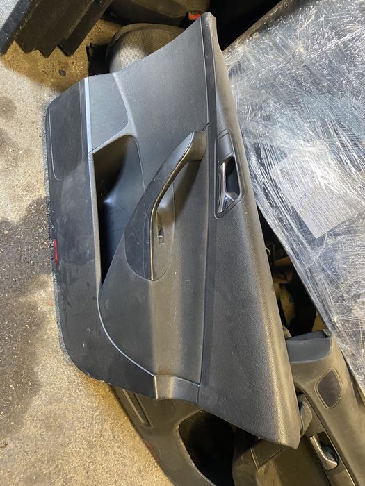 Кори врати Пасат б6,7 предни и задни