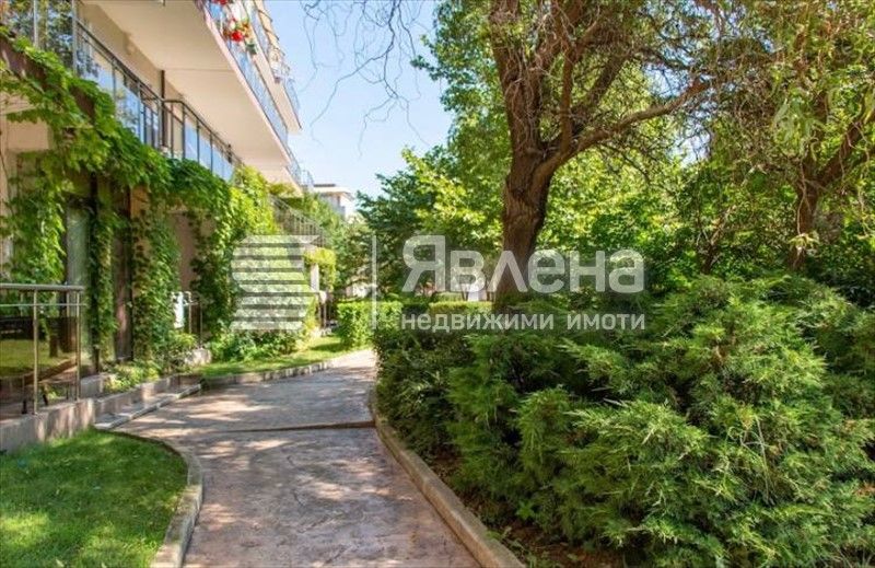 Продава се Едностаен апартамент в Созопол - 39 кв.м за 1180 €/кв.м - Снимка #8