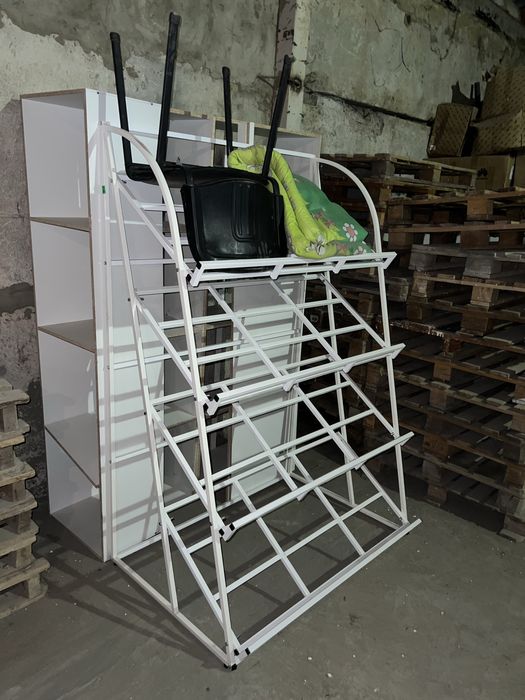 Продам две витрины под фрукты и овощи