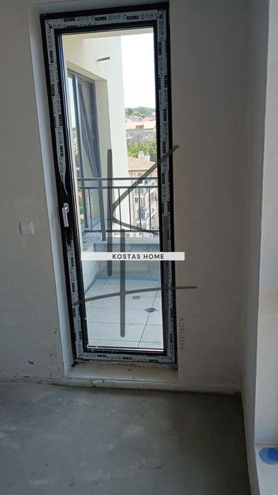 Продава се Тристаен апартамент в Варна, Аспарухово - 93 кв.м за 1500 €/кв.м - Снимка #2