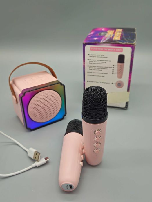 Мини караоке комплект – колонка с LED светлини + 2 безжични микрофона