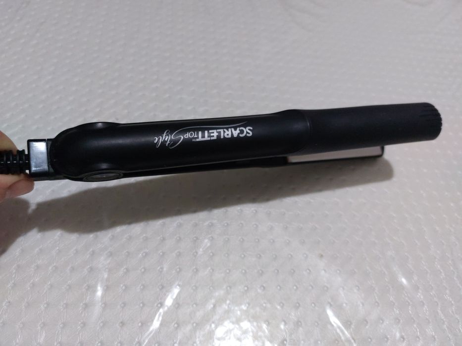 Продам  выпрямитель волос