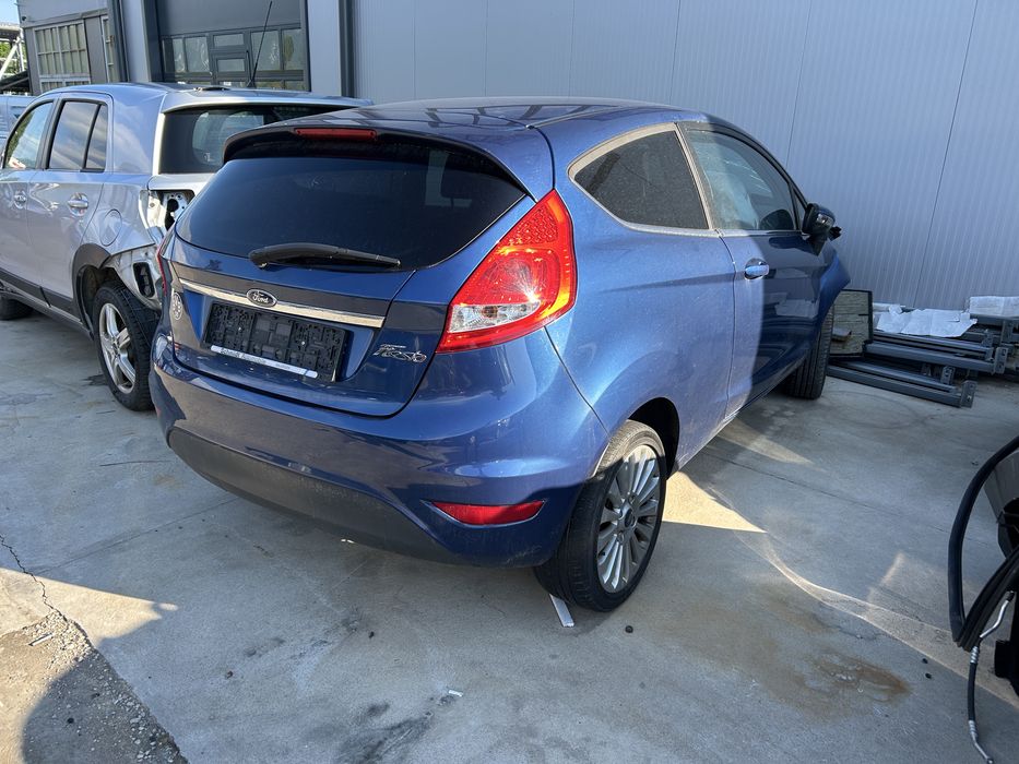 Ford Fiesta 1.2 2009г ЗА ЧАСТИ!