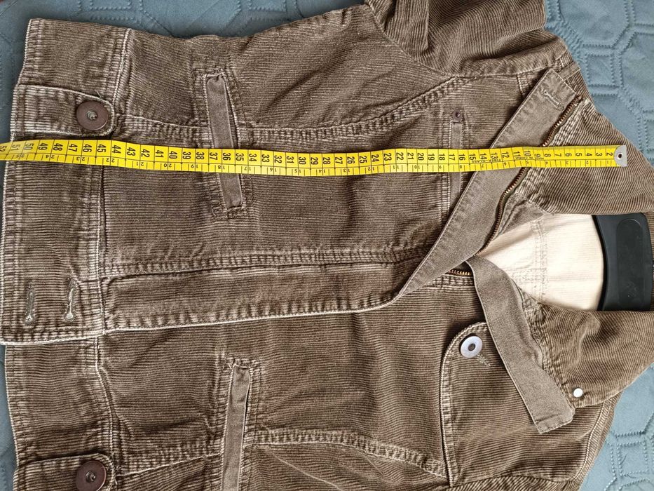 Jacketa raiată Promod