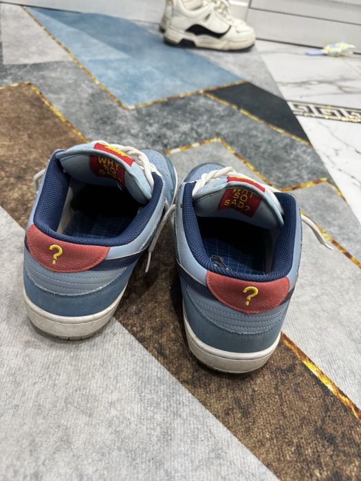 Nike sb Dunk low Why so sad
