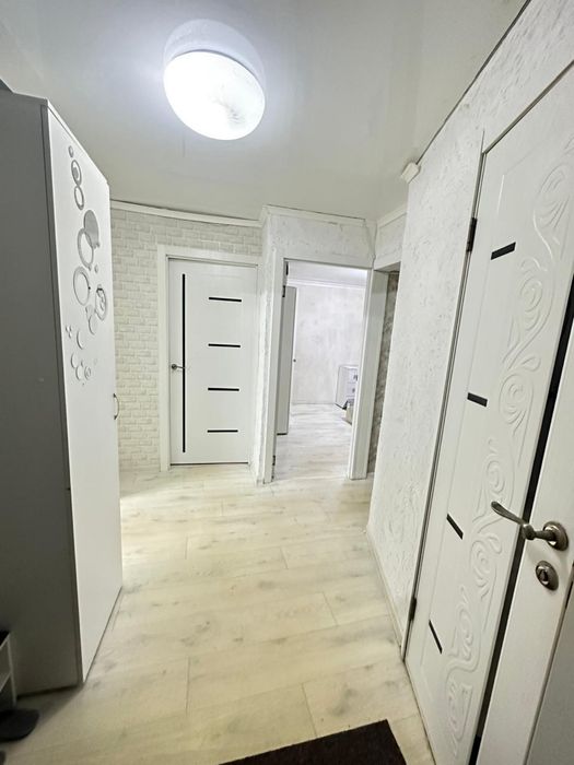 Продам 4х комнатную квартиру