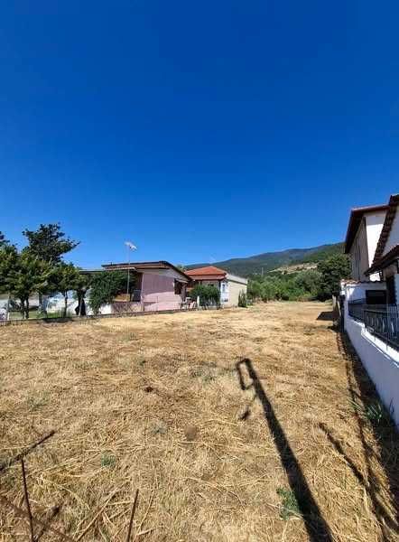 Продава се парцел с площ 1040 м2 в Аспровалта, Гърция