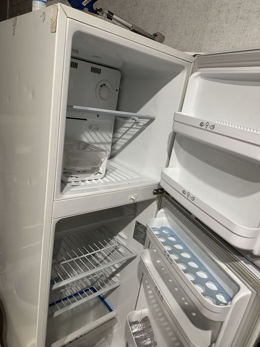 Холодильник  LG!
