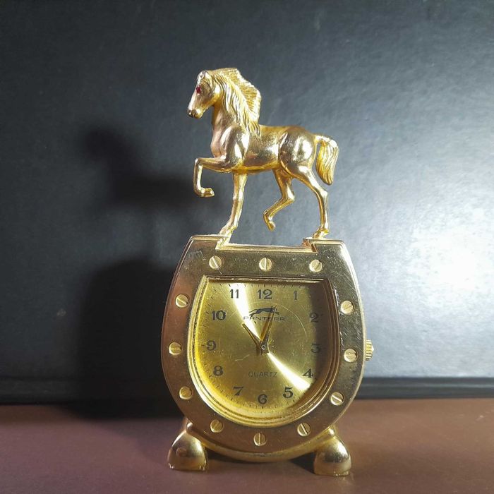 Ceas de birou/semineu-Quartz nefunctional fabricat in Germania