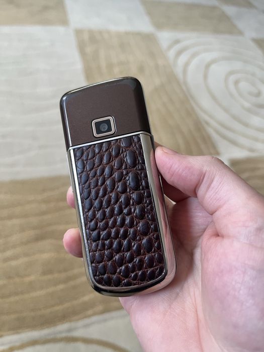 Nokia 8800 Sapphire Arte