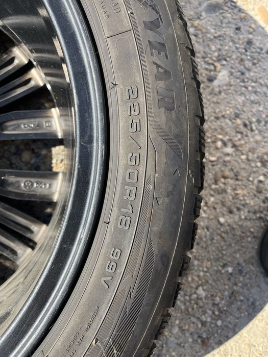 Set jante 18 inch originale Skoda kodiaq + anvelope de iarna  noi