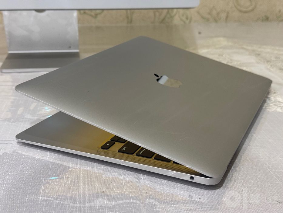 Noutbuk Apple Macbook Air M1