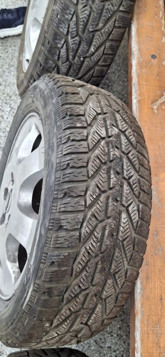 Алуминиеви джанти със зимни гуми от Опел зафира б