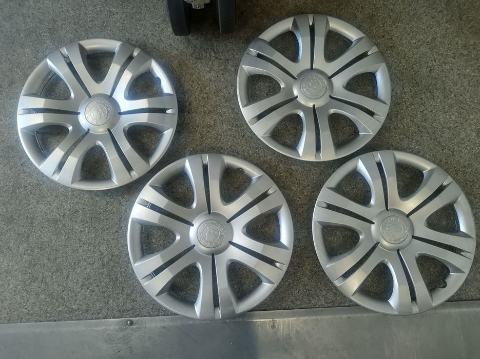 capace roti Skoda originale R15