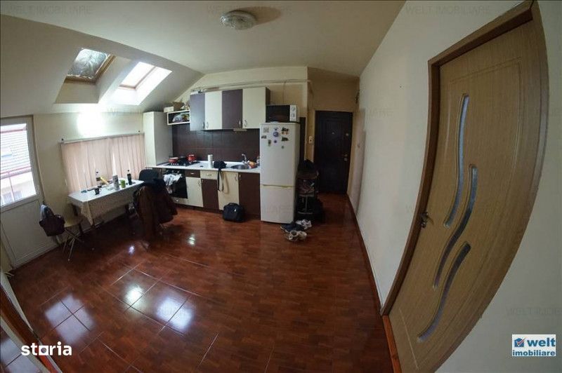 Apartament cu 4 camere la mansarda in Manastur zona Colina — fotografia 1